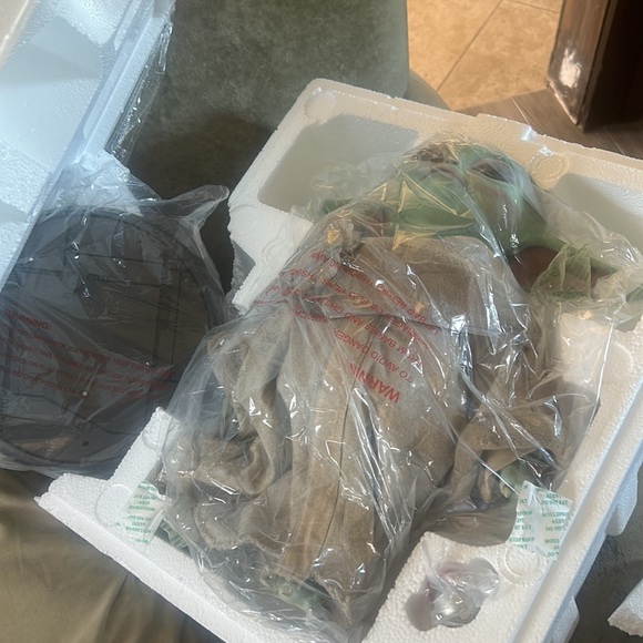 Star Wars The Child Figure The Mandalorian 1:1 scale SIDESHOW collectibles - Picture 10 of 15